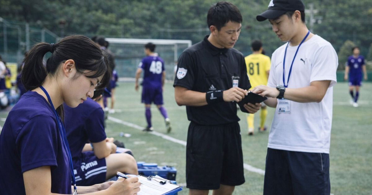 マネージャーと学連スタッフの仕事内容