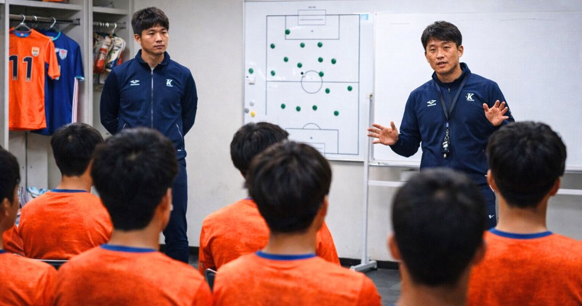 拓殖大学サッカー部の監督・スタッフ体制