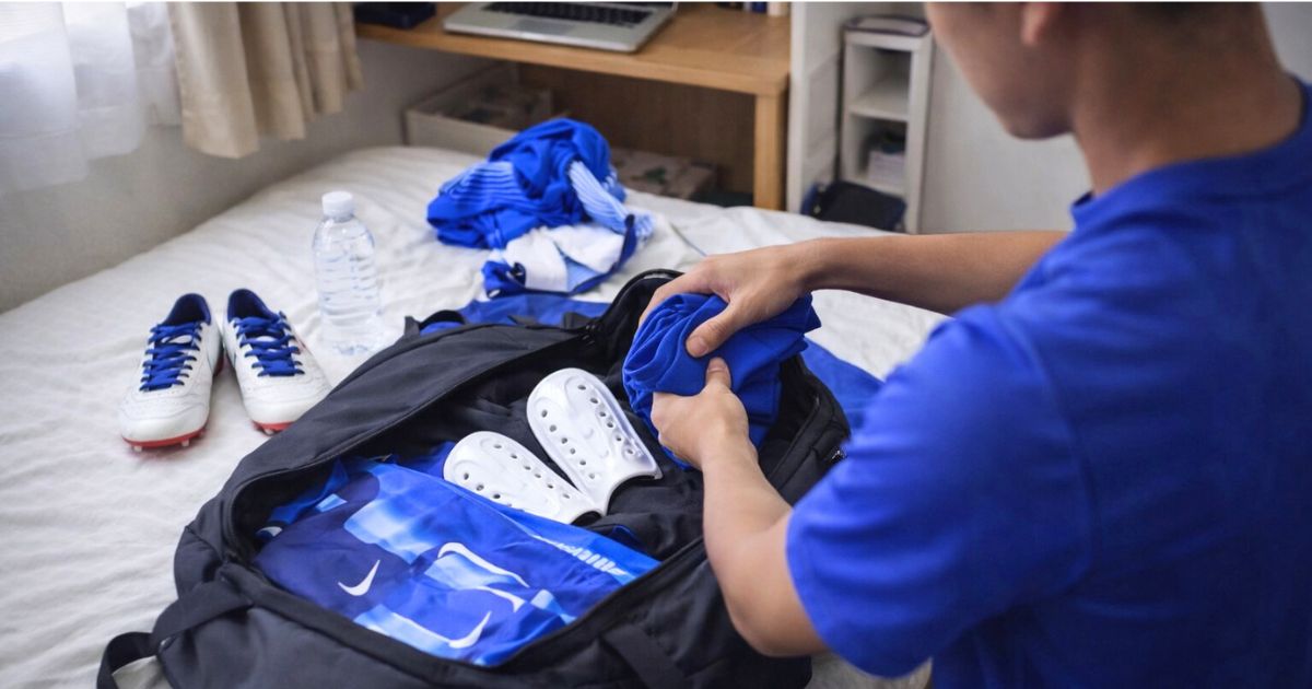 持ち物チェック｜レガースと保険証の準備