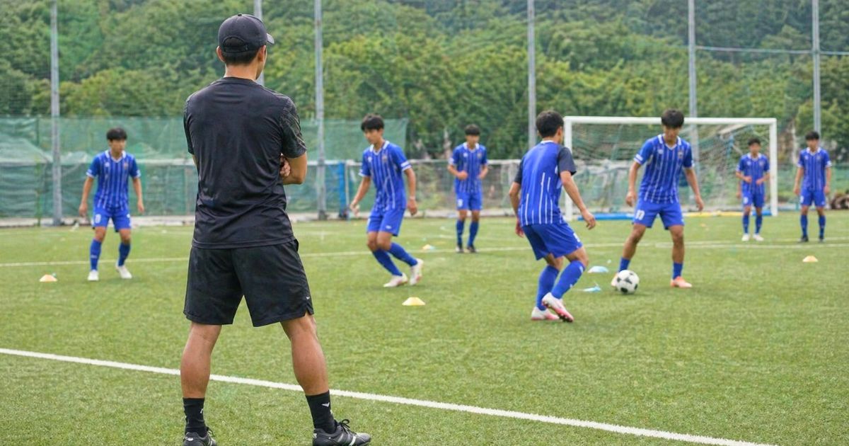 監督と指導方針の特徴
